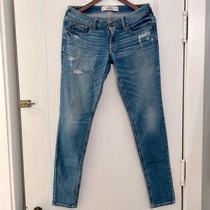 Hollister super skinny distressed jeans, mid rise, medium wash, size 7R
